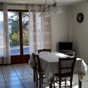 à La Campagne Aiglun (Alpes-de-Haute-Provence)